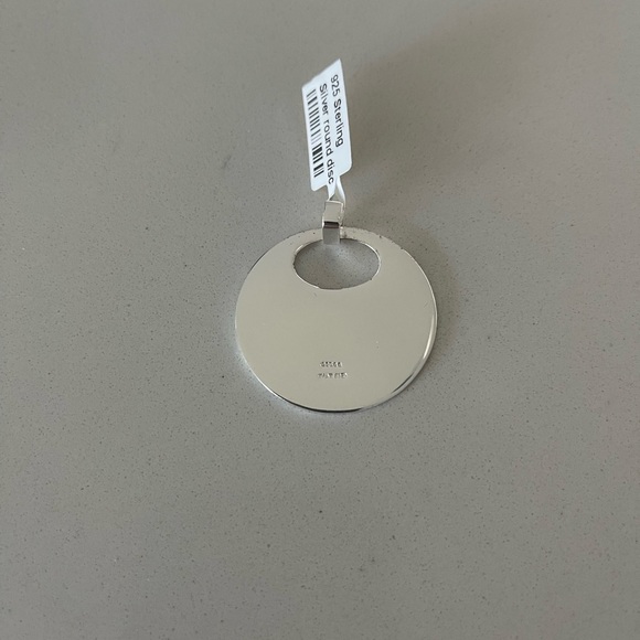 Sterling silver 925 disc pendant New with tag. - Picture 3 of 7